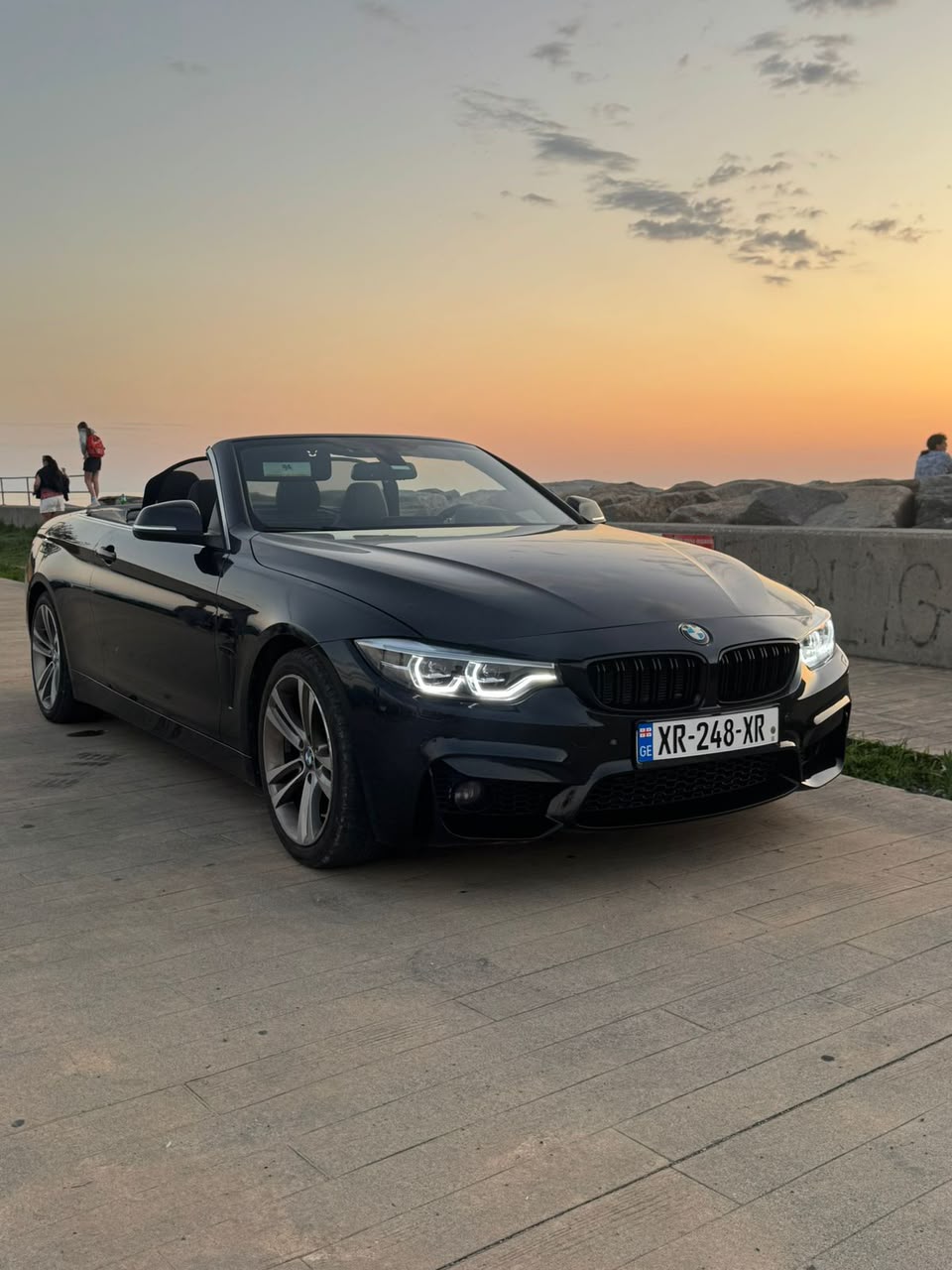 BMW M440i xDrive Convertible