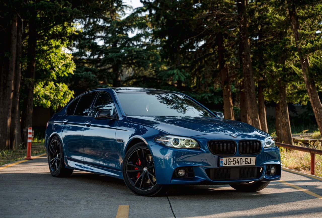 BMW M5 G30