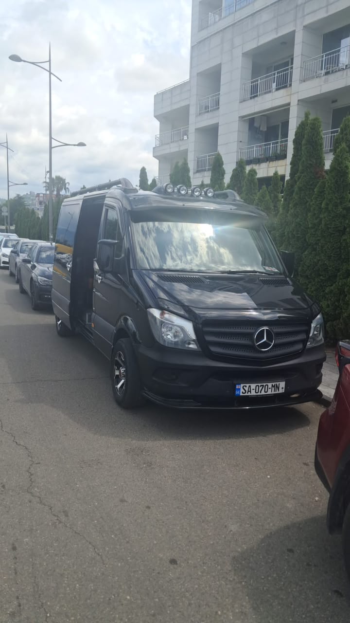 Mercedes-Benz Vito Van
